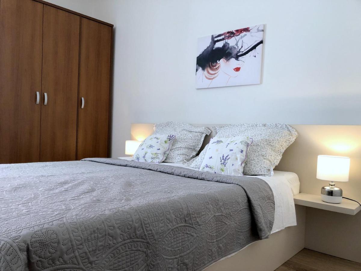 Villy City Apartment Palit Exterior foto
