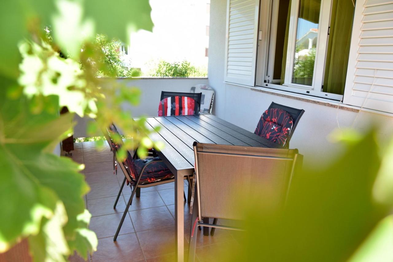 Villy City Apartment Palit Exterior foto