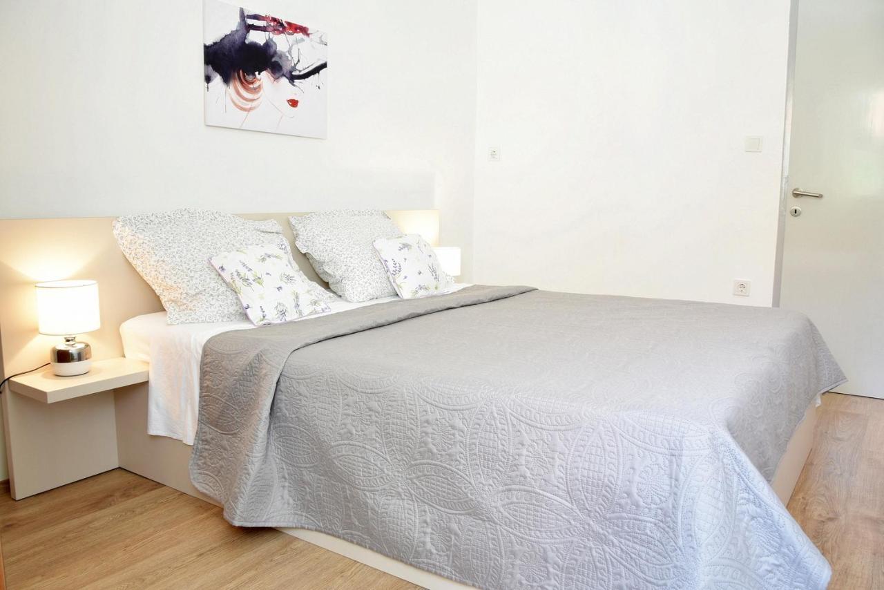 Villy City Apartment Palit Exterior foto