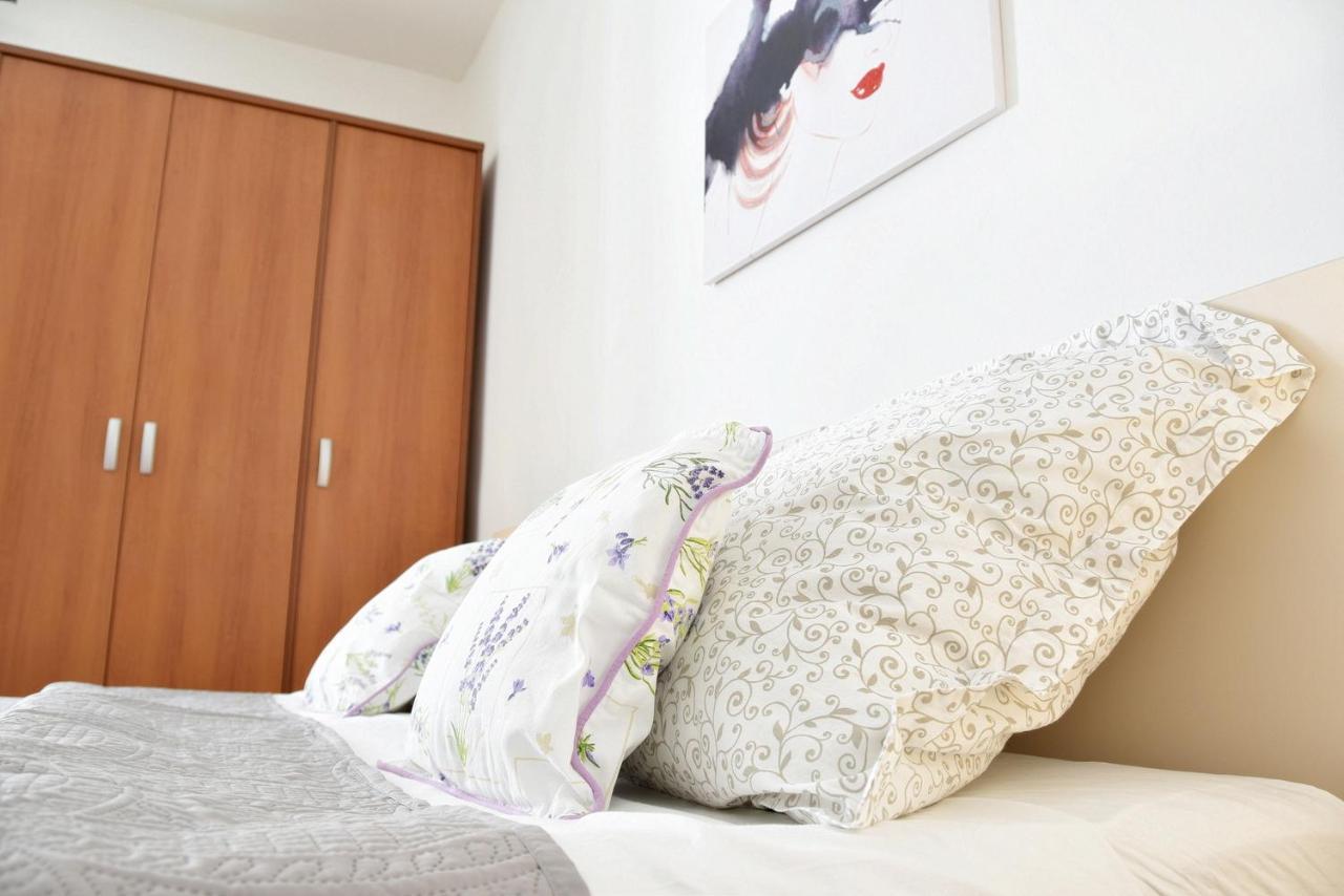 Villy City Apartment Palit Exterior foto